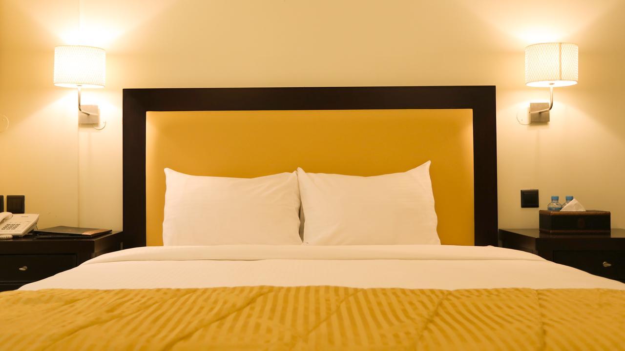 Remas Hotel Suites - Al Khoudh, Seeb, Muscat Zewnętrze zdjęcie