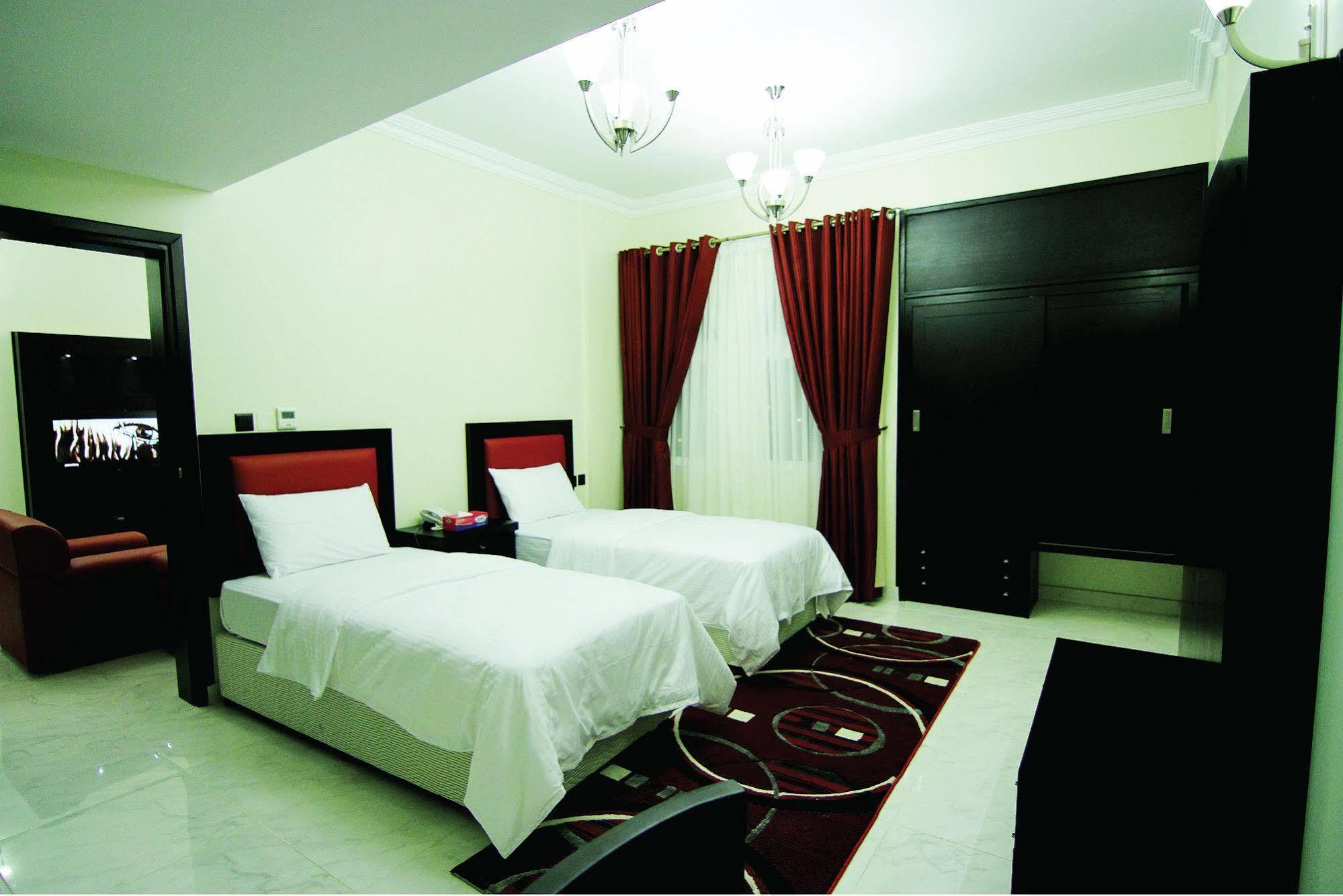 Remas Hotel Suites - Al Khoudh, Seeb, Muscat Zewnętrze zdjęcie