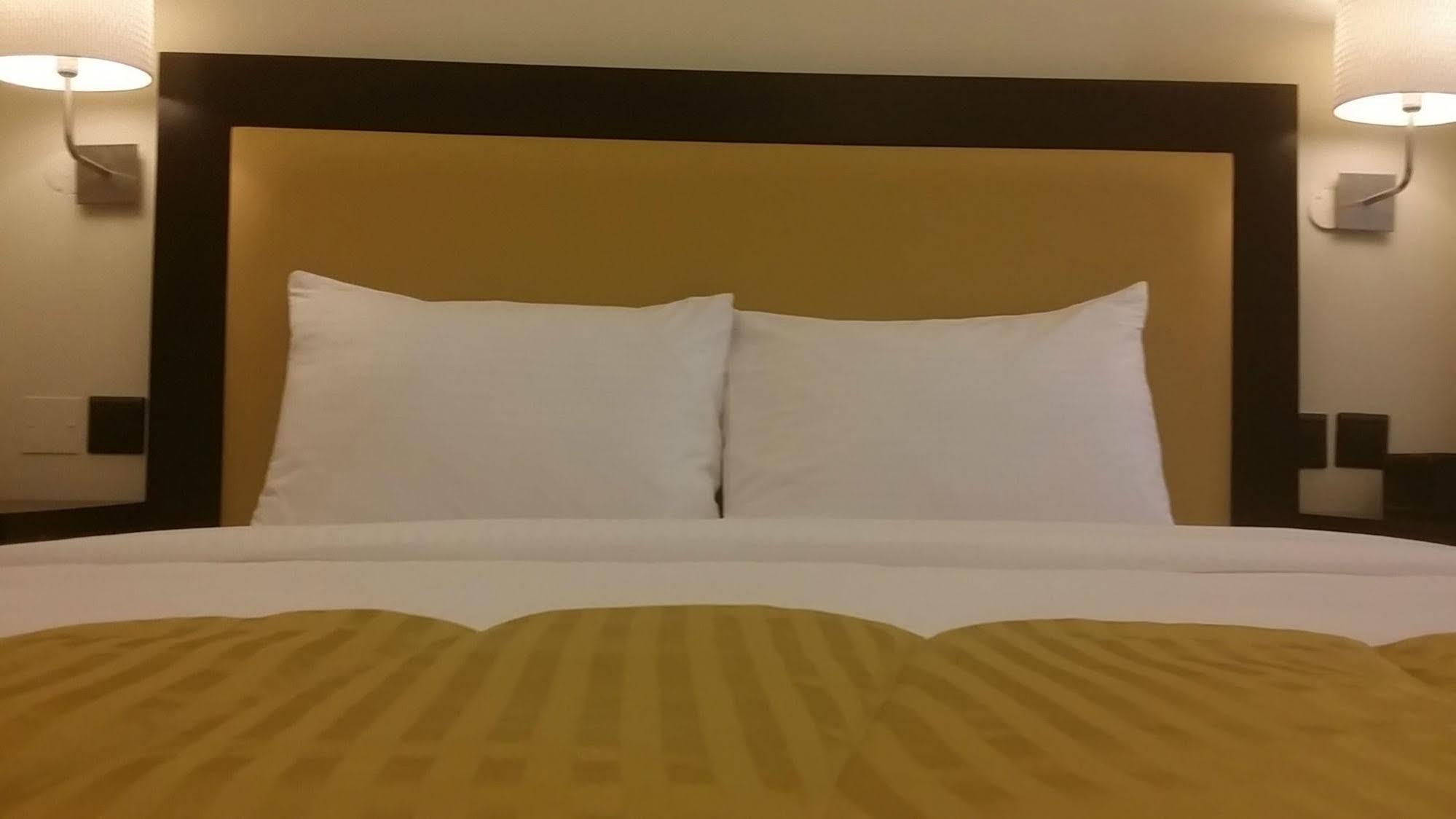 Remas Hotel Suites - Al Khoudh, Seeb, Muscat Zewnętrze zdjęcie
