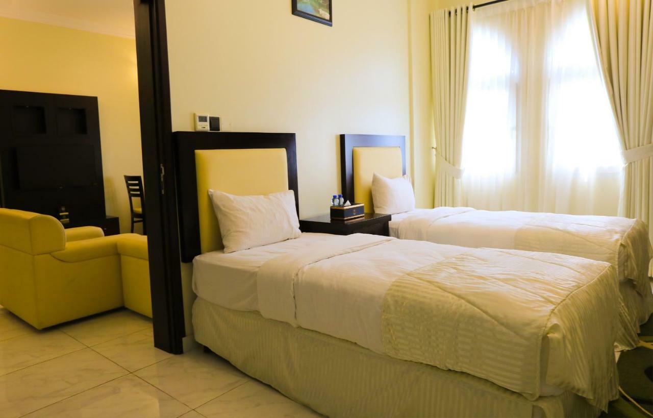 Remas Hotel Suites - Al Khoudh, Seeb, Muscat Zewnętrze zdjęcie